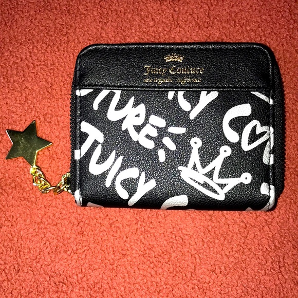 Juicy Couture Handbags - 🆕 JUICY COUTURE 👑 Small Wallet